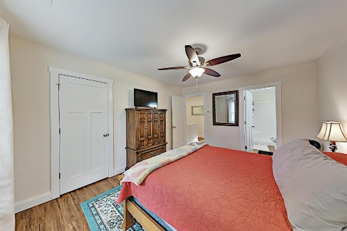 All-Suite Retreat Near Downtown, Outdoor Activities home image 13