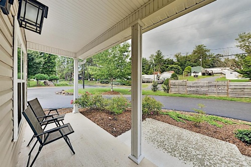 All-Suite Retreat Near Downtown, Outdoor Activities home image 20